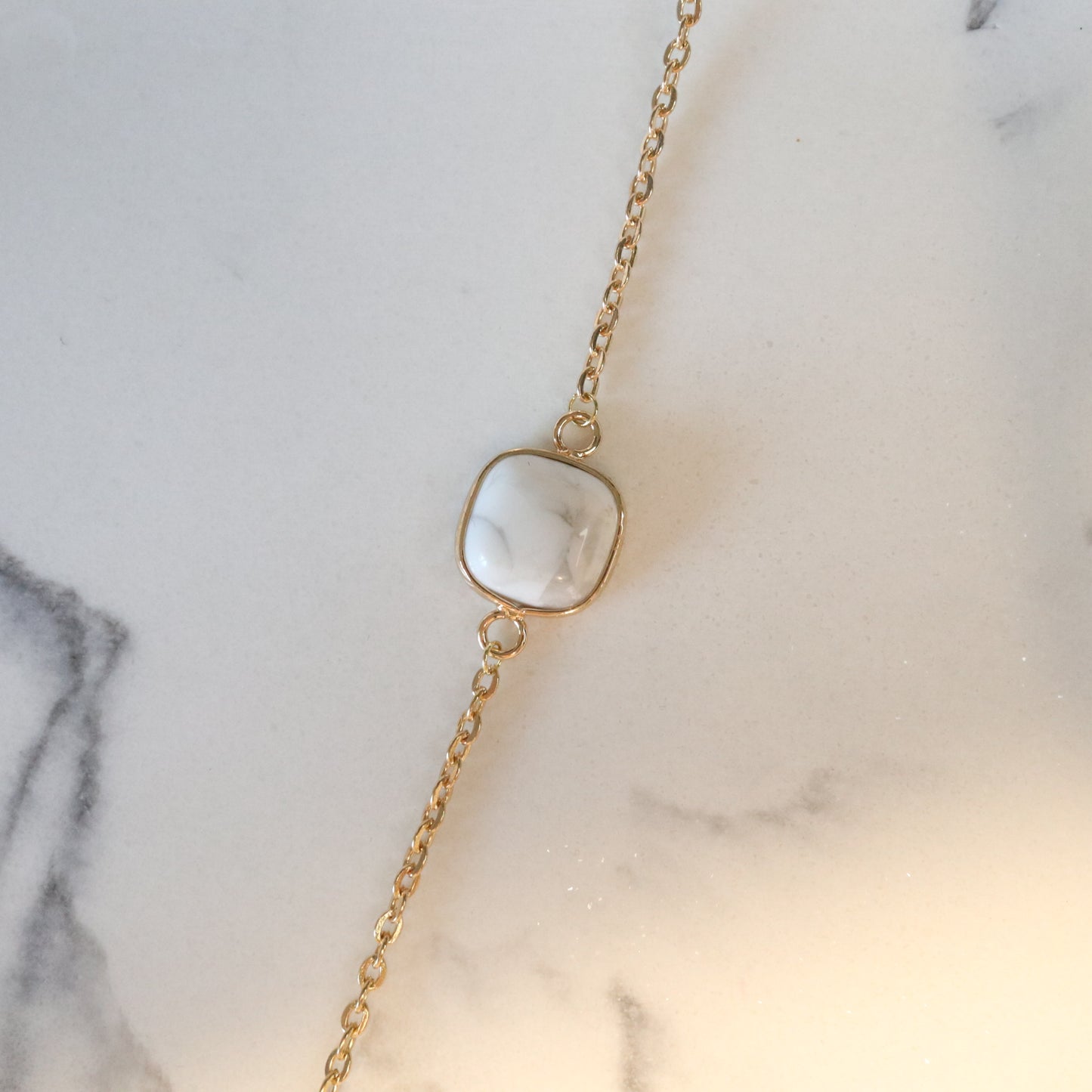 Howlite handmade bracelet