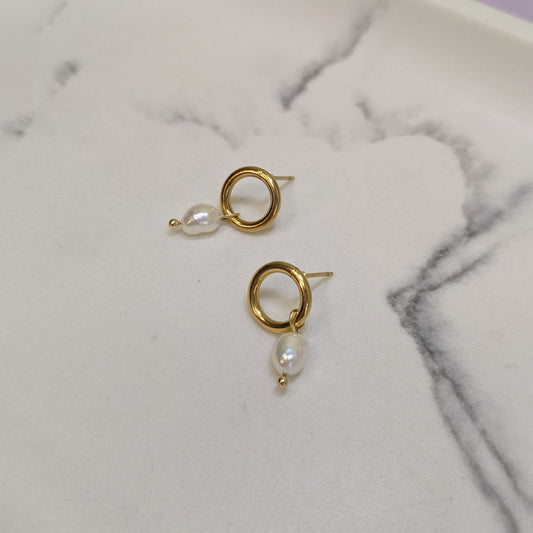Circle Drop Earrings with Freshwater Pearl