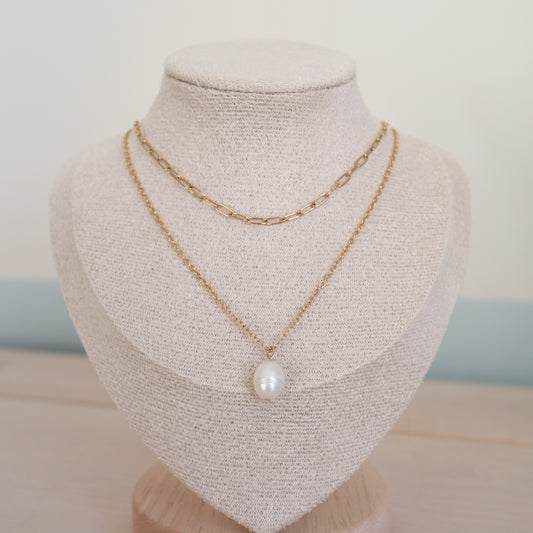 Layered Chain Gold Necklace with Freshwater Pearl