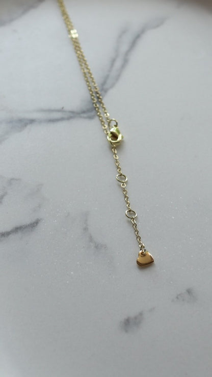 Daisy Simplicity Handmade Beaded Necklace - Delicate Floral Pendant Jewelry