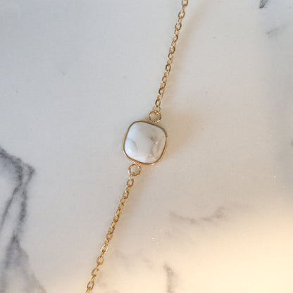 Howlite handmade bracelet 