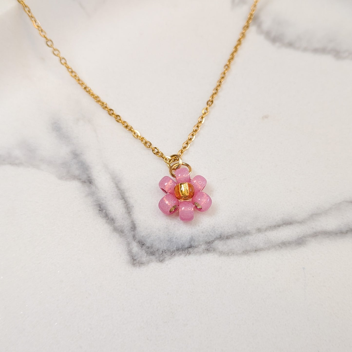 Daisy Simplicity Handmade Beaded Necklace - Pink